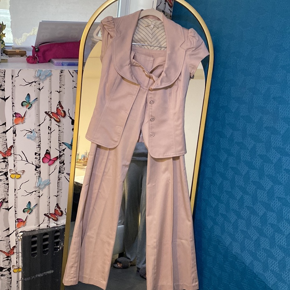 Pint Top With Matching Pant - image 1